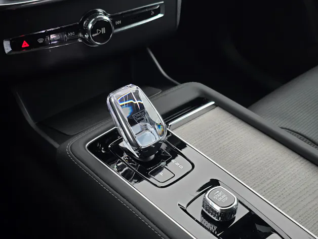 Volvo XC90 2.0 T8 TE Plus Dark eAWD