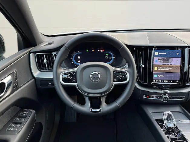 Volvo XC60 2.0 T6 TE Plus Dark eAWD