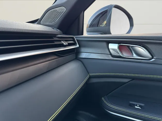 Lynk & Co 01 1.5 PHEV More