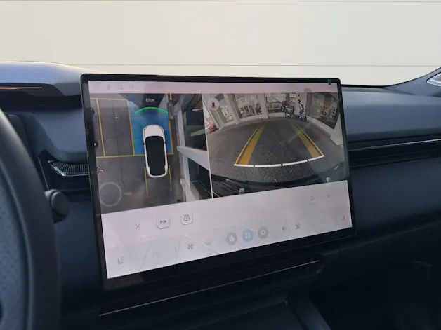 Lynk & Co 08 1.5 PHEV More