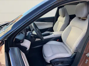 Lynk & Co 08 1.5 PHEV More