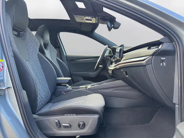 SKODA Octavia Combi 2.0 TSI DSG Dynamic 4x4