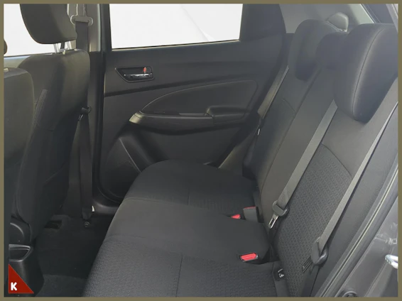 image du véhicule 12 image du véhicule 12