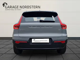 Volvo XC40 2.0 B4 MH Plus Dark