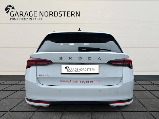 Škoda Octavia Combi 1.5 TSI Selection DSG
