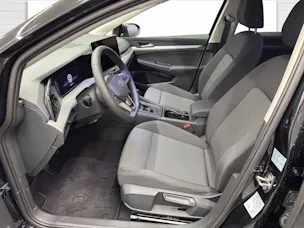 VW Golf VIII 1.5 eTSI