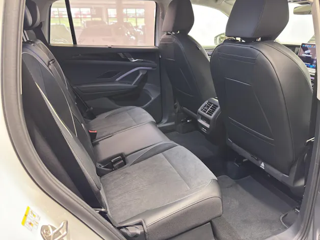 VW Tayron 2.0 TDI SCR Elegance DSG 4motion