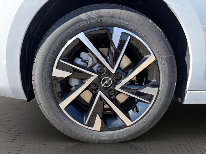 Fahrzeugbild OPEL CORSA