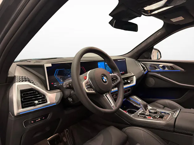 BMW XM 50e Plug-in Hybrid