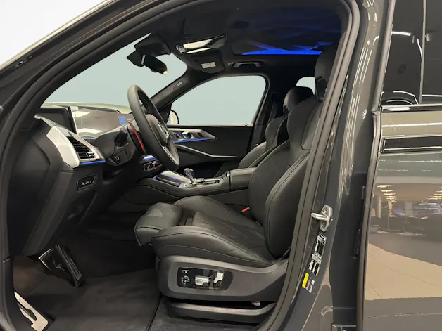 BMW XM 50e Plug-in Hybrid