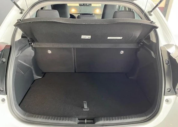 immagine del veicolo 6 immagine del veicolo 6