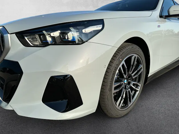 BMW 520d  M Sport xDrive Touring G61 (CH) AHK 📍