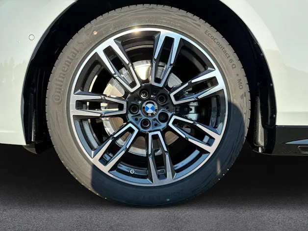 BMW 520d  M Sport xDrive Touring G61 (CH) AHK 📍
