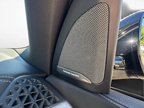 https://vehicle.imgix.net/4232318/48176fad-4f67-4c7e-9949-a52851c98fe3.jpg
