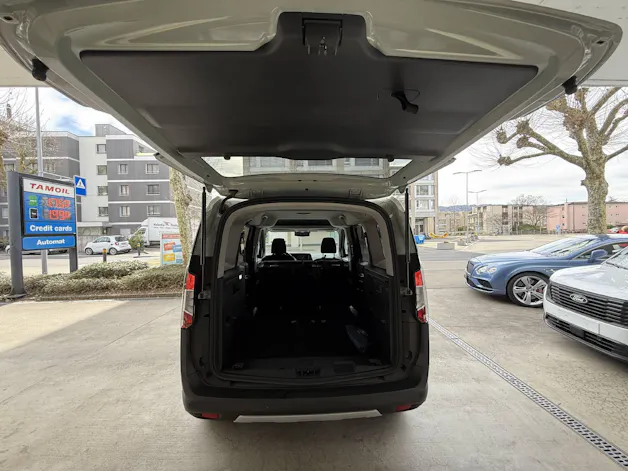 Ford Tourneo Courier 1.0 EcoBoost Active