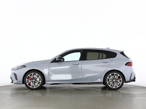 image du véhicule BMW M135i xDrive