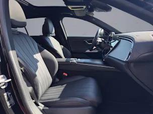 Mercedes-Benz E 200 AMG Line 4matic Kombi