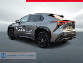 https://vehicle.imgix.net/4232399/efdbaa8f-d610-4894-9599-af150d8e2c57.jpg