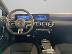 Mercedes-Benz A 200 d AMG Line