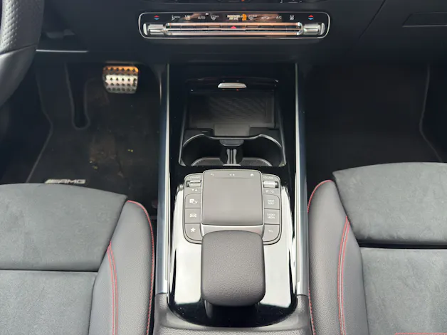Mercedes-Benz EQA 350 Swiss Star AMG Line 4matic