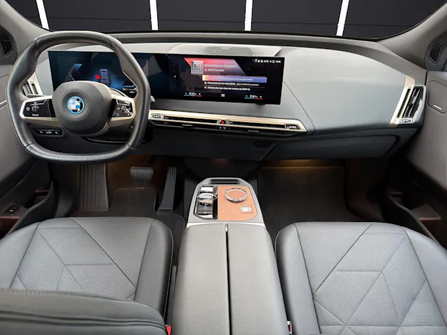 BMW iX xDrive40