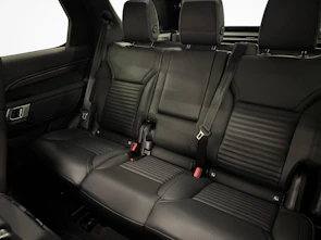 Fahrzeugbild LAND ROVER Discovery 3.0 D I6 350 Dynamic SE