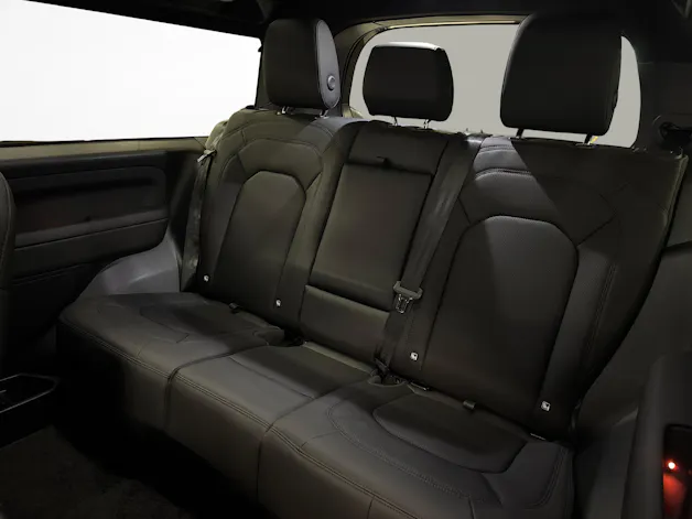 Land Rover Defender 90 3.0 D I6 250 X-Dynamic SE