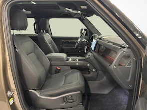 Fahrzeugbild LAND ROVER Defender 90 3.0 D I6 250 X-Dynamic SE