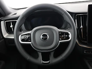 image du véhicule VOLVO XC60 2.0 T8 TE Black Edition eAWD