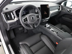 image du véhicule VOLVO XC60 2.0 T8 TE Black Edition eAWD