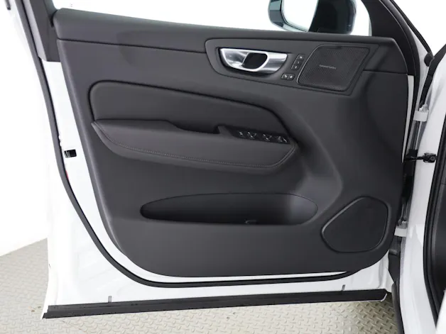 Volvo XC60 2.0 T8 TE Black Edition eAWD