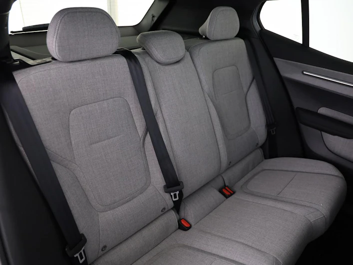 image du véhicule VOLVO EX 30