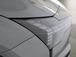 https://vehicle.imgix.net/4232488/5521b5ed-494a-4ad2-a1e8-b62f9f317cd4.jpg
