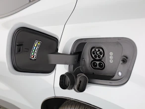 https://vehicle.imgix.net/4232488/a094a6f6-ad83-4f28-85e2-3a67083d7d2e.jpg