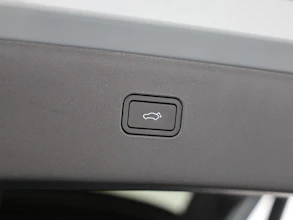https://vehicle.imgix.net/4232488/acf8e937-a85a-48b0-aba3-7837577a12ce.jpg