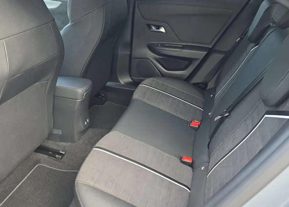 Fahrzeugbild 14 Fahrzeugbild 14