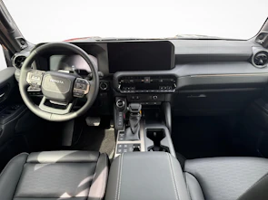 image du véhicule TOYOTA Land Cruiser 2.8 D 48V Invincible