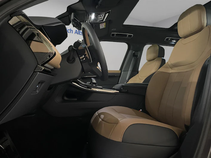 Fahrzeugbild LAND ROVER RANGE ROVER SPORT