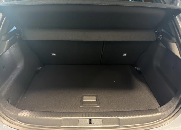 immagine del veicolo 8 immagine del veicolo 8