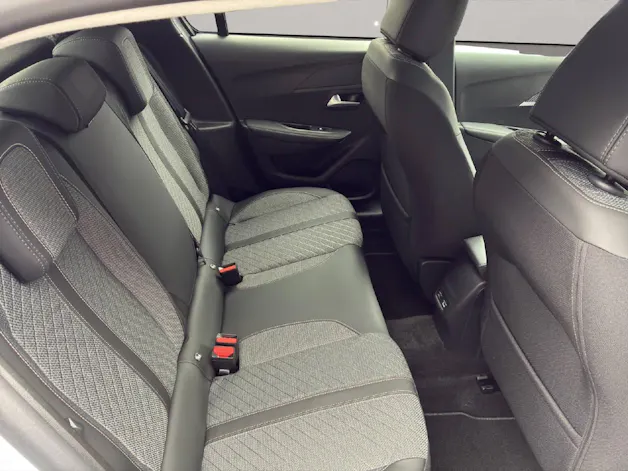 Peugeot 208 1.2 Hybrid Allure