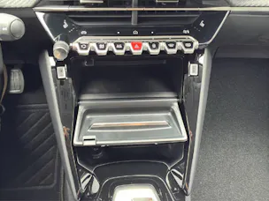Peugeot 208 1.2 Hybrid Allure