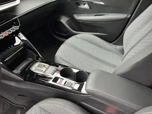 Peugeot 208 1.2 Hybrid Allure