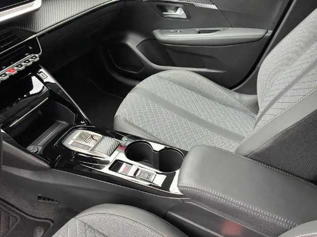 Peugeot 208 1.2 Hybrid Allure