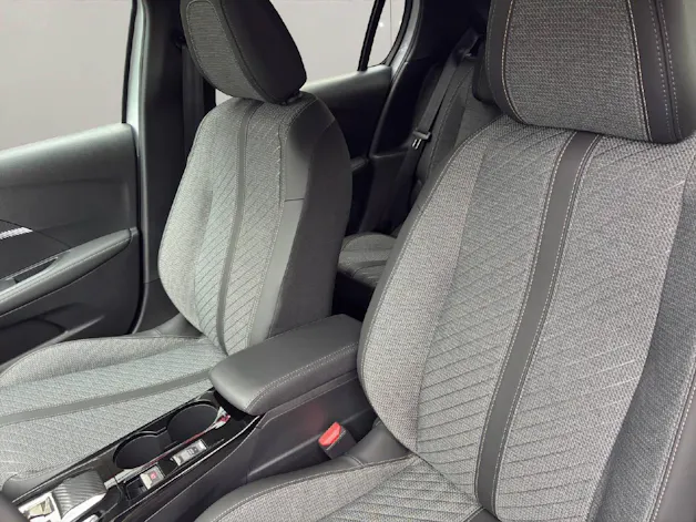 Peugeot 208 1.2 Hybrid Allure