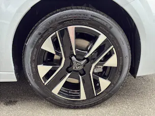 Peugeot 208 1.2 Hybrid Allure