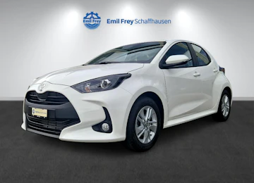 Fahrzeugbild TOYOTA Yaris 1.5 VVT-i HSD Comfort Fahrzeugbild TOYOTA Yaris 1.5 VVT-i HSD Comfort