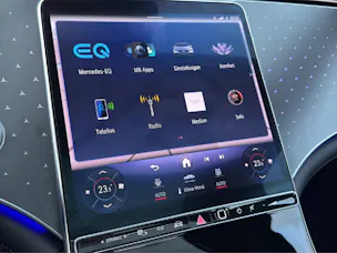 Mercedes-Benz EQE 300 Electric Art Line