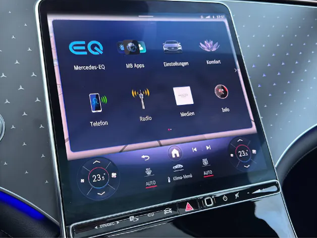 Mercedes-Benz EQE 300 Electric Art Line