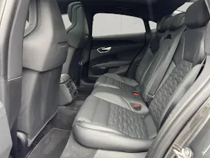 Audi e-tron GT quattro