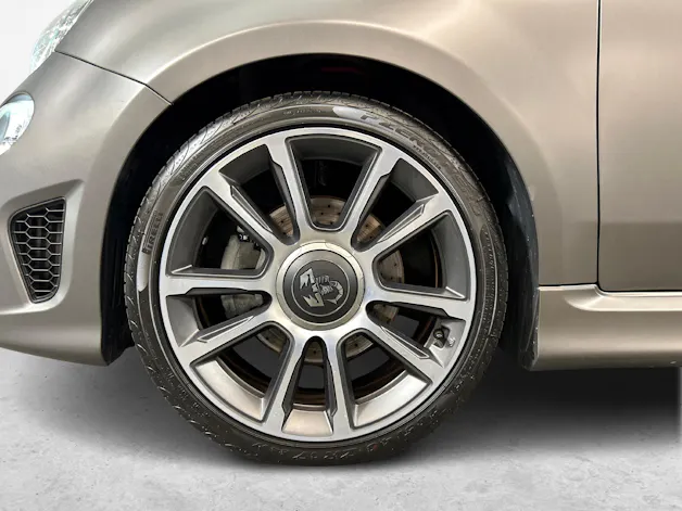 Fiat 595 Abarth 1.4 T-Jet 165 Turismo